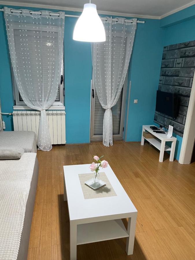 Apartment Elefant 021 Novi Sad Exterior foto